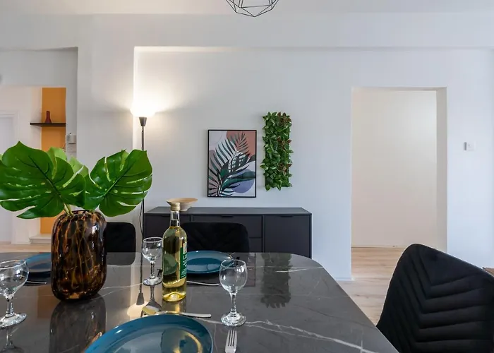 Citrus 3-bedroom In *