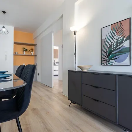 Apartament Citrus 3-bedroom In *